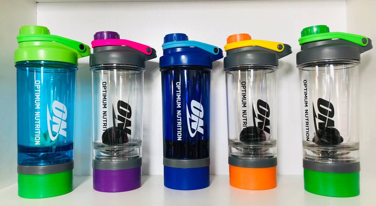شیکر on وارداتی درب پیچی +مخزن قابل حمل دارای توپی میکس بدنه شفاف BPA free  درجه یک✅